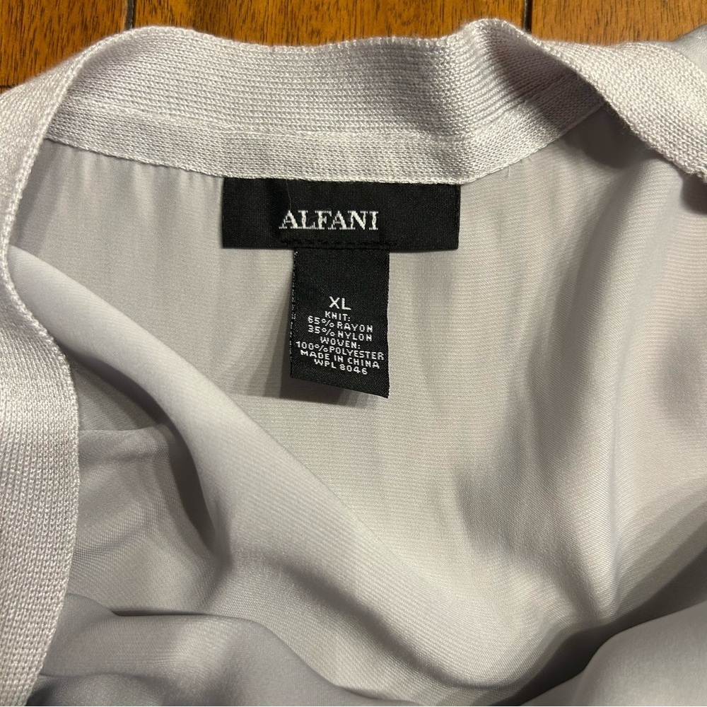 *NWT* Alfani Washed Gray V Neck Cardigan Sweater, Size XL - Picture 6 of 8